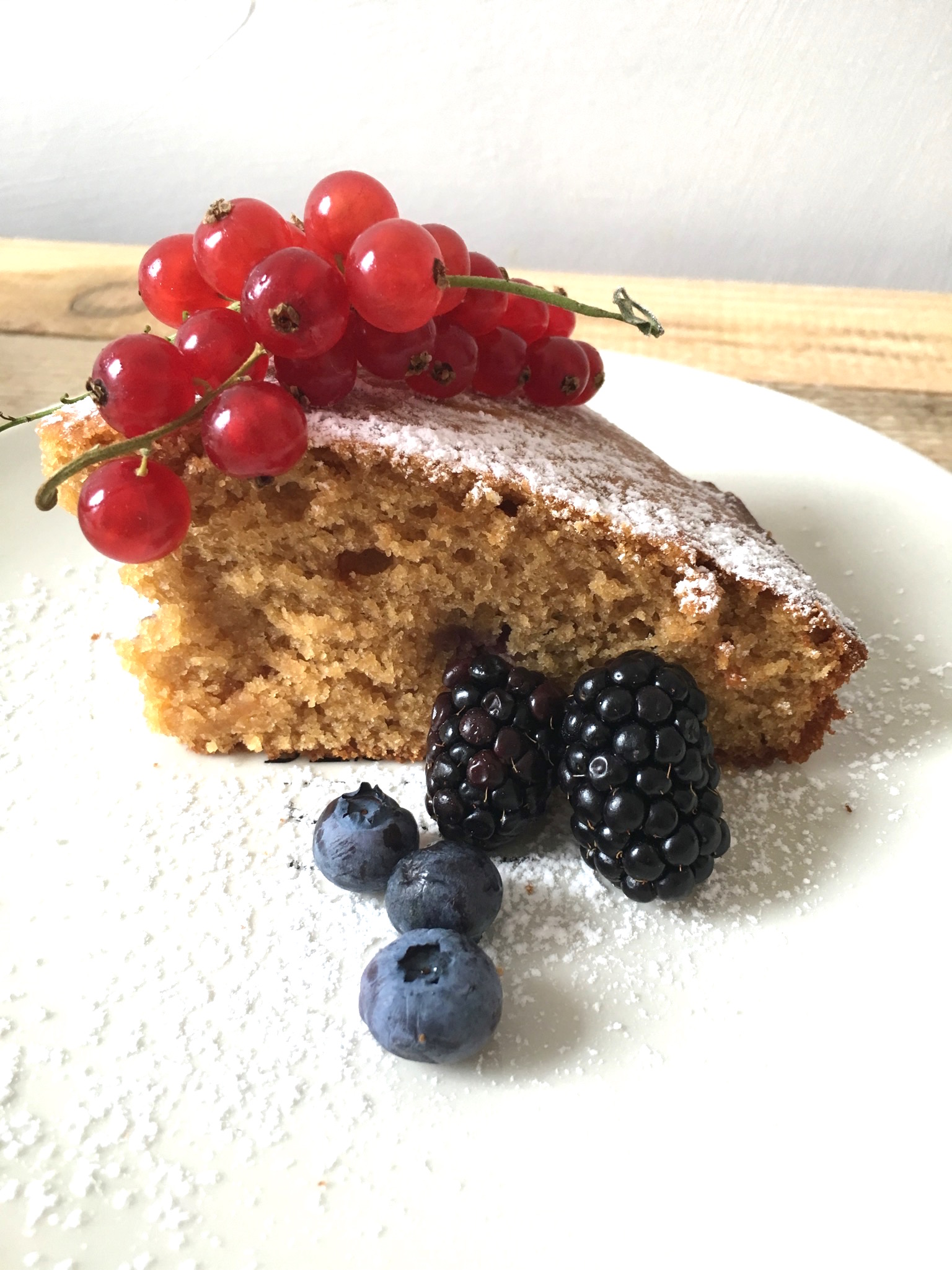 Torta Con Mirtilli Freschi E Yogurt